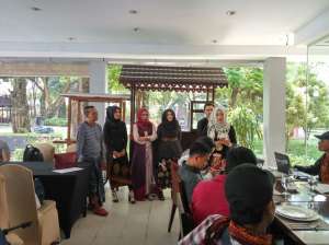 Jogja Fashion Week Akan Tampilkan Busana Karya Philip Iswardono bertajuk 'Ethnic Code'