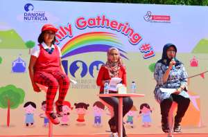 Edukasi Kesehatan Melalui Program 1000 Pelangi