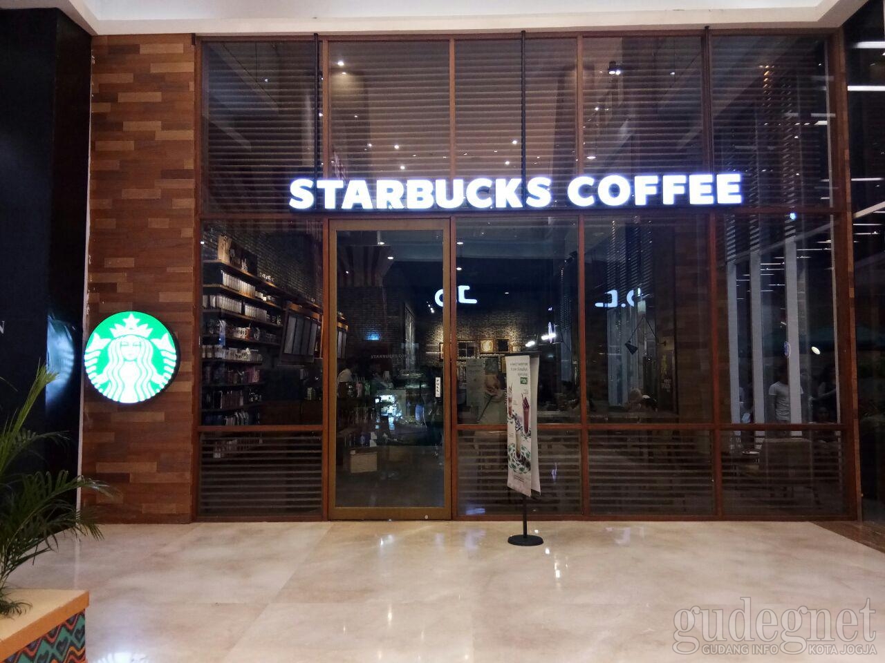 Starbucks - Hartono Mall