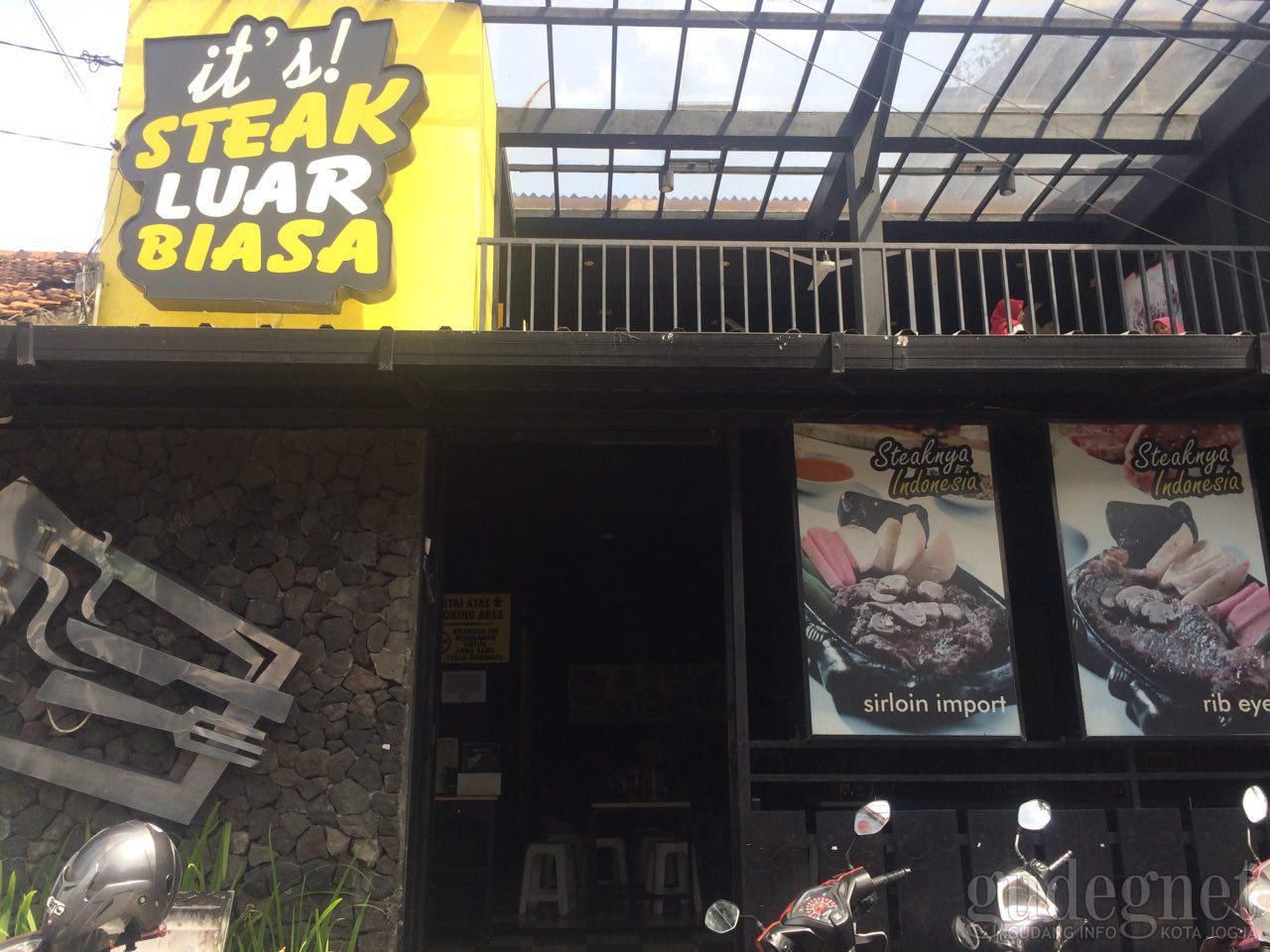 Waroeng Steak & Shake Yogyakarta