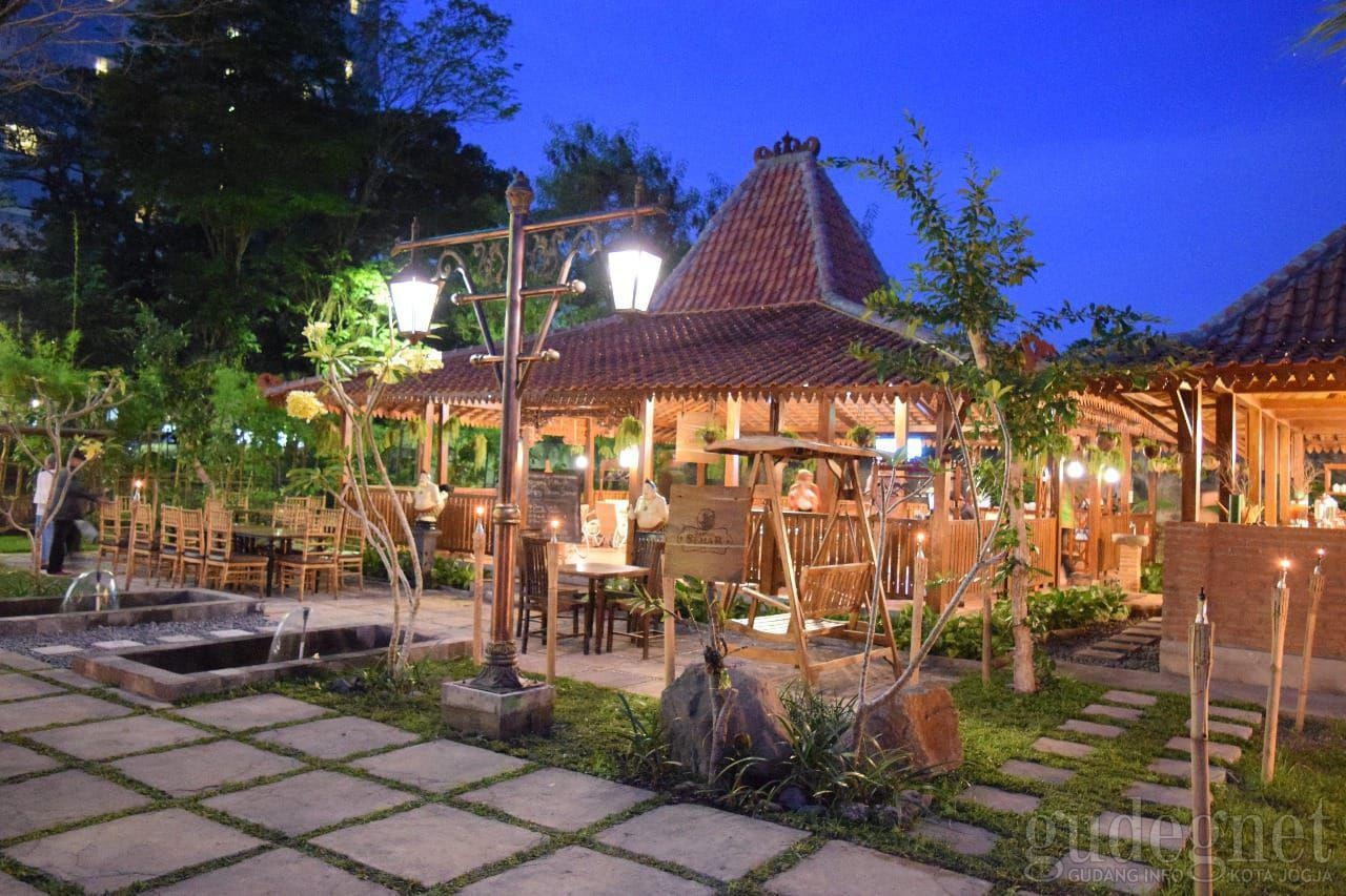 Pawon Semar Resto