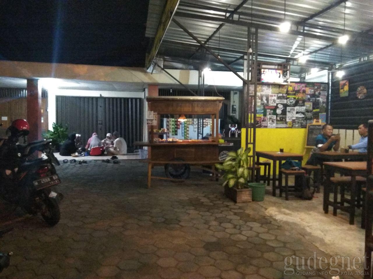 Angkringan Legendaris