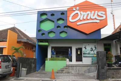 OMUS - Oblong Muslim DAGADU Yogya