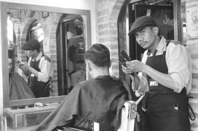 GOODWILL Gentlemen Haircuts