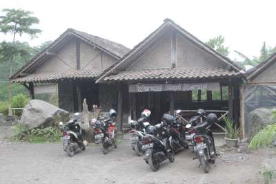 Warung Kopi Merapi 