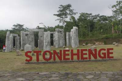Stonehenge Merapi Jogja