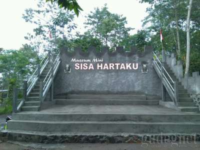 Museum Mini Sisa Hartaku I (Rumah Bapak Kimin)