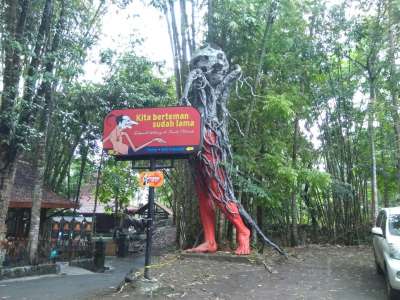 Rumah Budaya Omah Petruk 