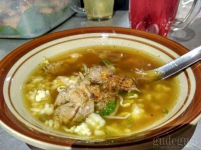 Soto Pithes Mbah Galak Beringharjo