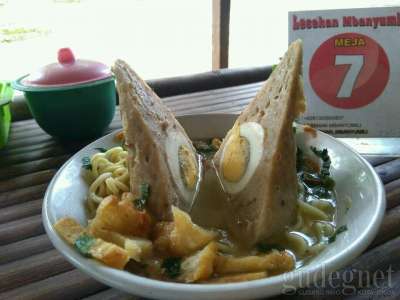 Bakso Tumpeng Bantul (Lesehan Mbanyumili)