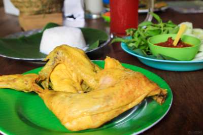 Warung Makan Kebon Ndhelik