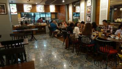 Kenes Bakery & Resto Gejayan