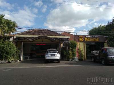 Toko Roti Murni 