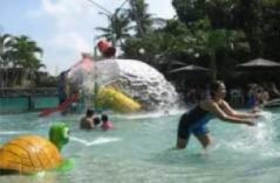 Kolam Renang Banyumili