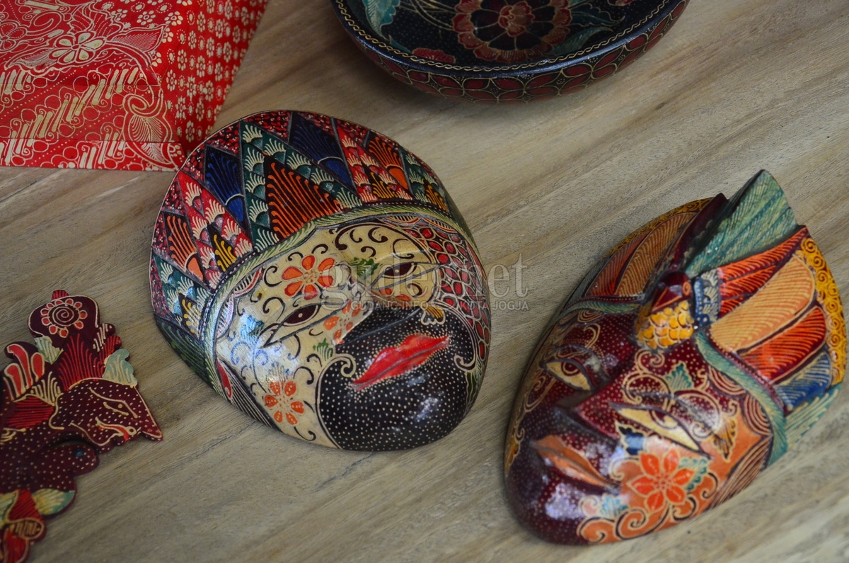 Batik Kayu