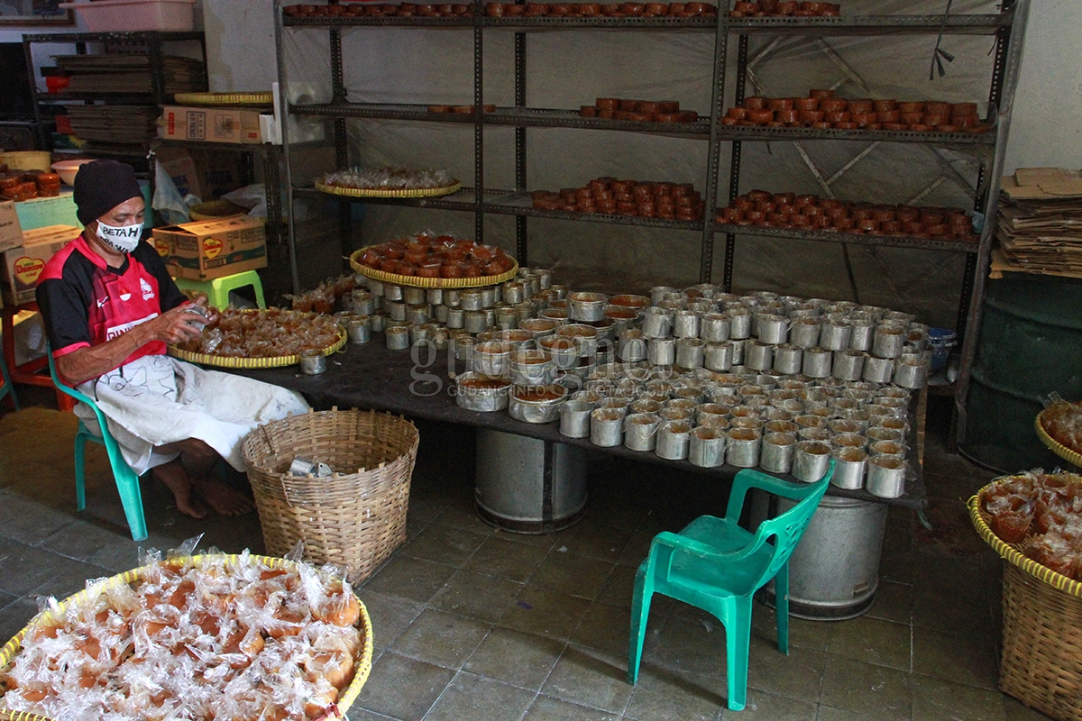 Produksi Kue Keranjang