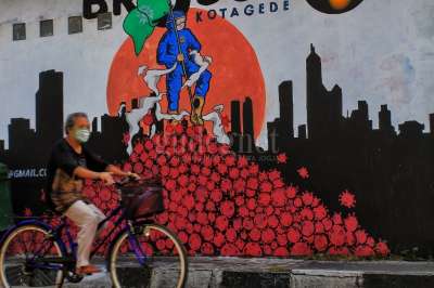 Mural Tenaga Kesehatan