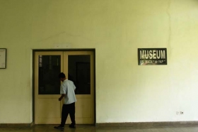 bagian depan museum