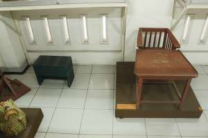 Meja belajar