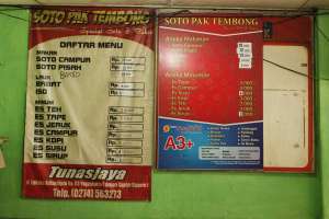 Daftar menu dan harga makanan. Tidak banyak berubah sejak tahun 1964