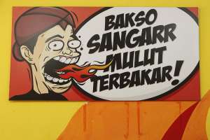 Desain  interior yang modern, salah satu daya tarik warung bakso Granatz Pedazz