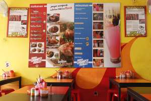 Tampilan menu di bakso Granatz Pedazz