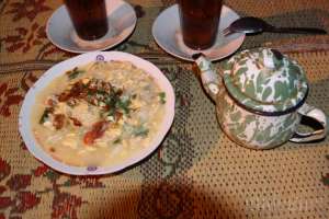 Bakmi godog yang gurih dan berkuah kental khas warung bakmi Shibitsu