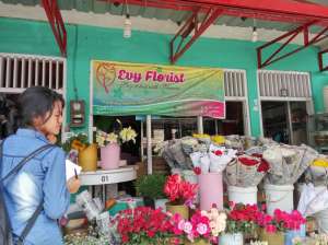 suasana di pasar kembang kotabaru