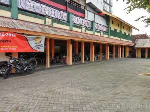 tampak depan pasar sepeda tunjungsari