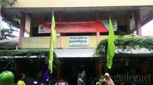 bagian depan Pasar Sentul
