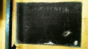 Pasar Sentul diresmikan oleh Walikota Yogyakarta, Soegiarto.