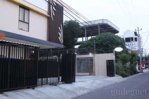 tampak depan griya mulya guesthouse