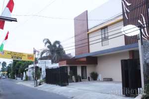 tampak depan griya mulya guesthouse