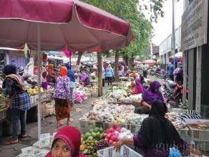 Suasana di pasar Kotagede