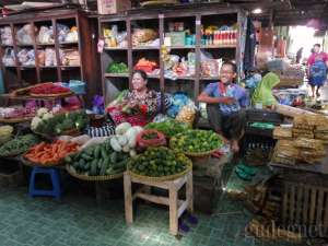 Suasana di dalam pasar Kotagede