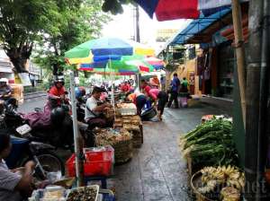 Bagian depan Pasar Demangan