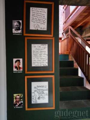 Koleksi di Museum Taman Tino Sidin
