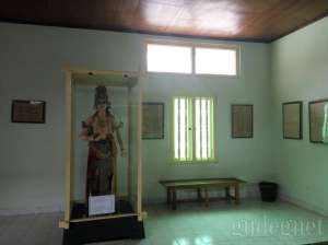 Koleksi di Museum Wayang Kekayon