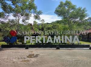 Sentra industri batik tulis Giriloyo