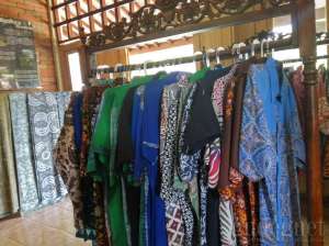 Koleksi batik tulis Giriloyo