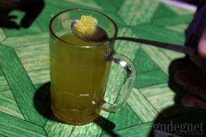 Jeruk hangat gula batu di sambal belut pak Sabar