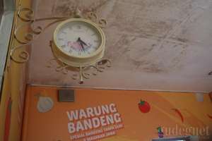 warung bandeng