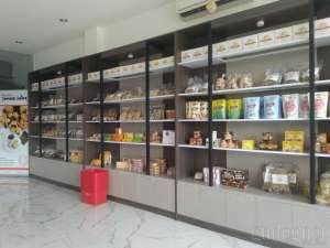 Outlet Bakpia Juwara Satoe Jogja
