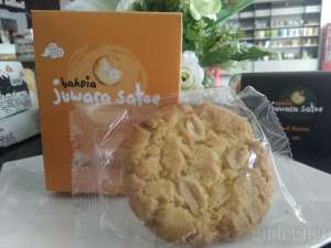 Outlet Bakpia Juwara Satoe Jogja