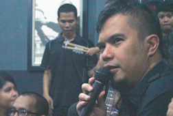 Ahmad Dhani Sharing Pengalaman Musik di Jogja Ahmad Dhani Sharing Pengalaman Musik di Jogja