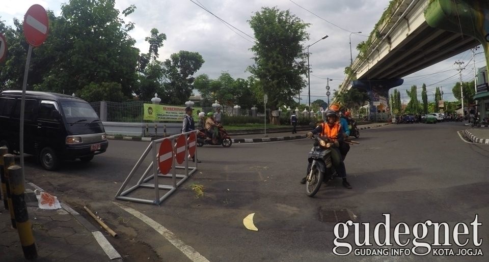 Pengendara Motor Dominasi Pelanggaran Jalan Searah Pengendara Motor Dominasi Pelanggaran Jalan Searah