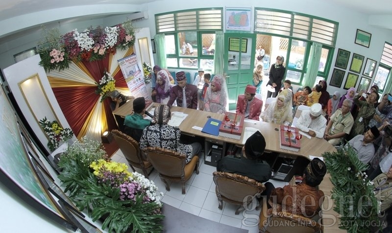 Pernah, Ada yang Batalin Nikah Cuma Via SMS Pernah, Ada yang Batalin Nikah Cuma Via SMS