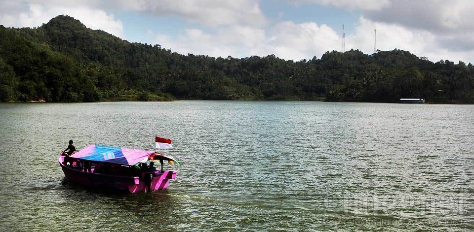 Waduk Sremo, Sensasi Sunset, Kapal dan Mancing Waduk Sremo, Sensasi Sunset, Kapal dan Mancing