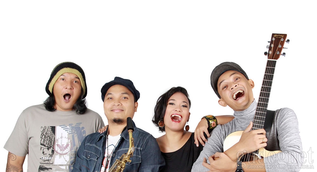 Ini Dia 4 Artis Yang Siap Melambungkan Panggung Wuwung Ngayogjazz 2016 Ini Dia 4 Artis Yang Siap Melambungkan Panggung Wuwung Ngayogjazz 2016