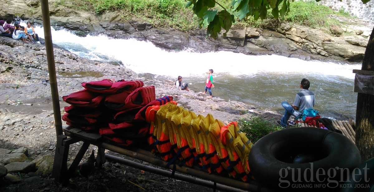 Jelang Launching, Lava Bantal dicoba Dulu Oleh Pramuwisata Jelang Launching, Lava Bantal dicoba Dulu Oleh Pramuwisata